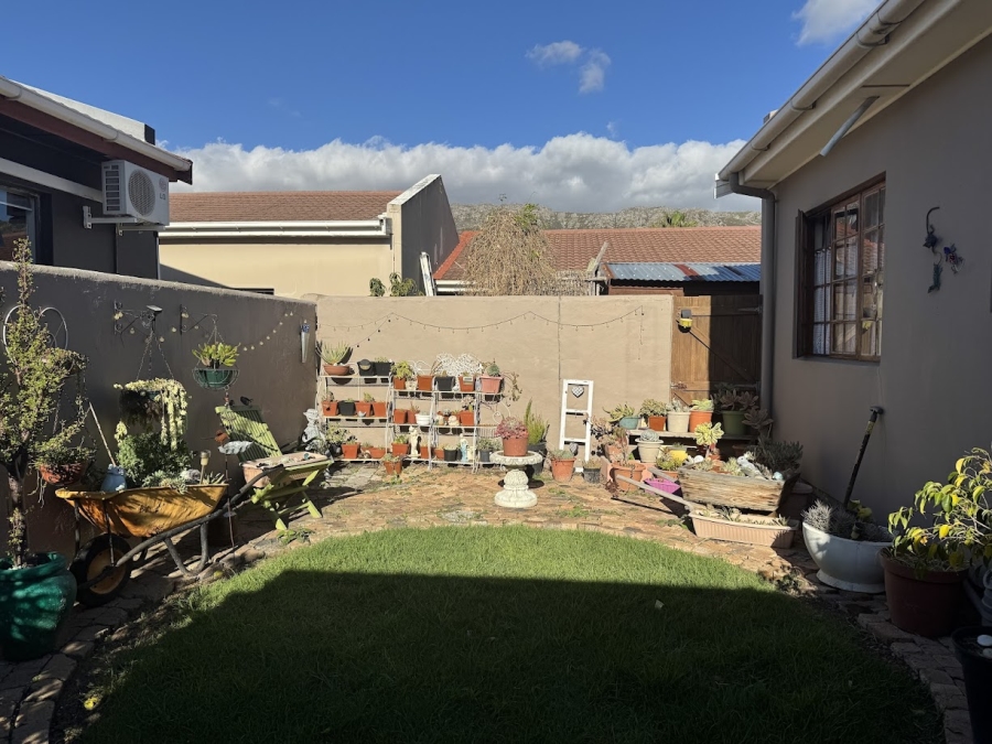 3 Bedroom Property for Sale in Onverwacht Western Cape